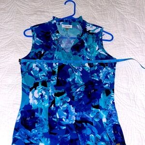 NWOT Calvin Klein blue sleeves top.